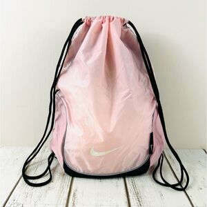 Nike Women’s Lightweight Drawstring Backpack Pink/Black